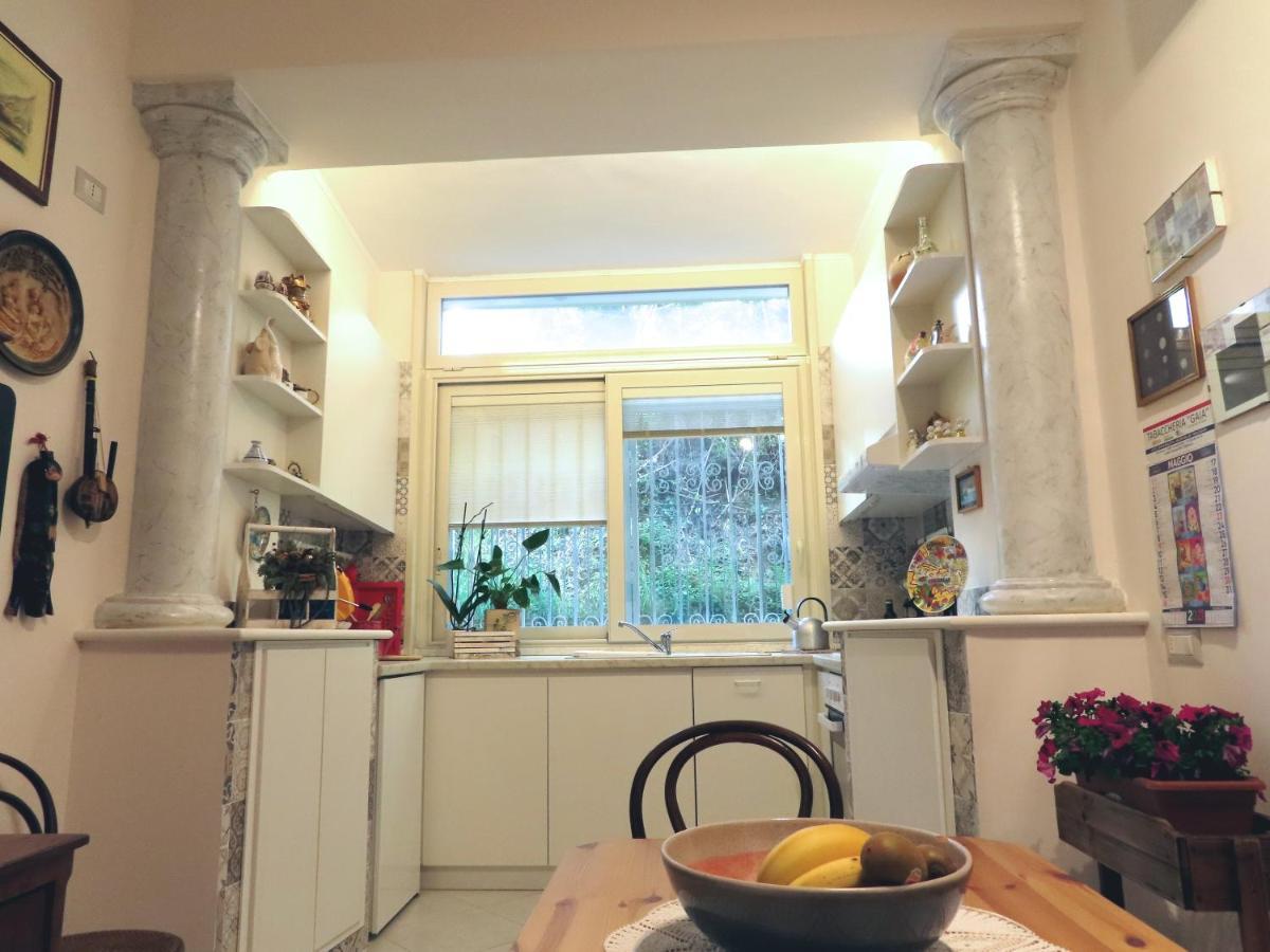 Вилла Casa Louga Сорренто Экстерьер фото